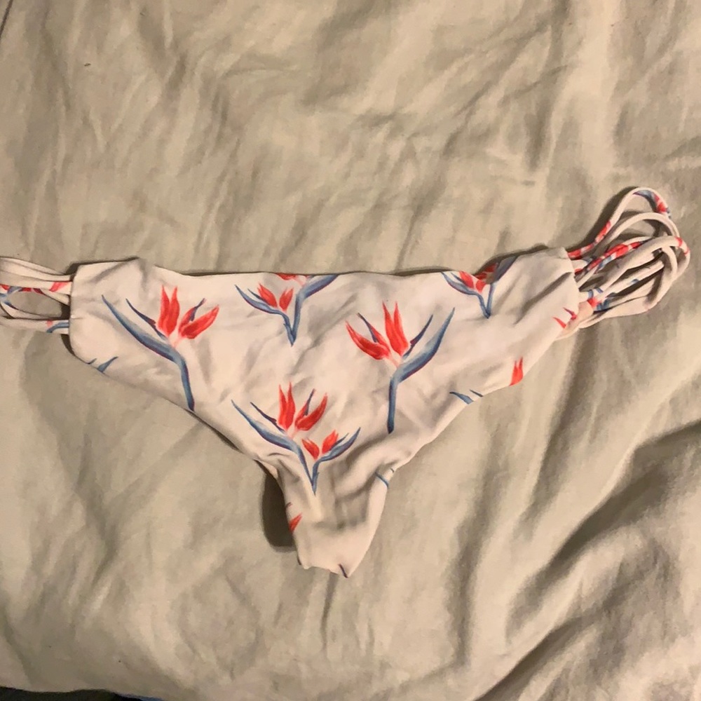 Acacia XS bottoms